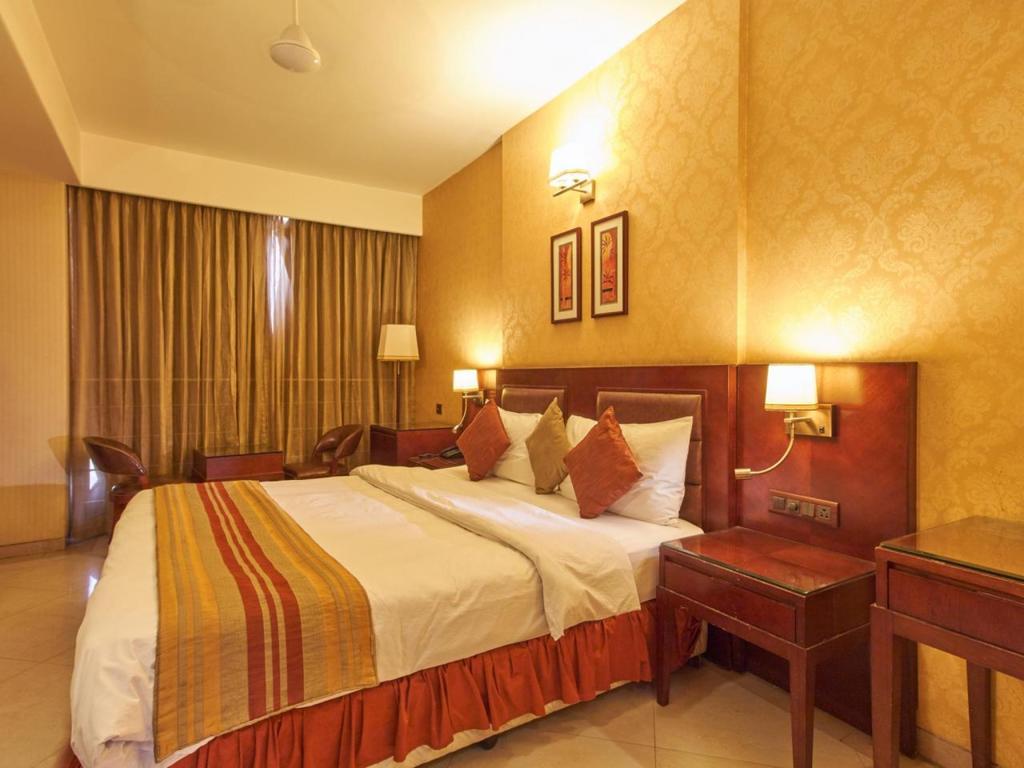 Drh Regency Bed & Breakfast Ahmedabad Exterior foto